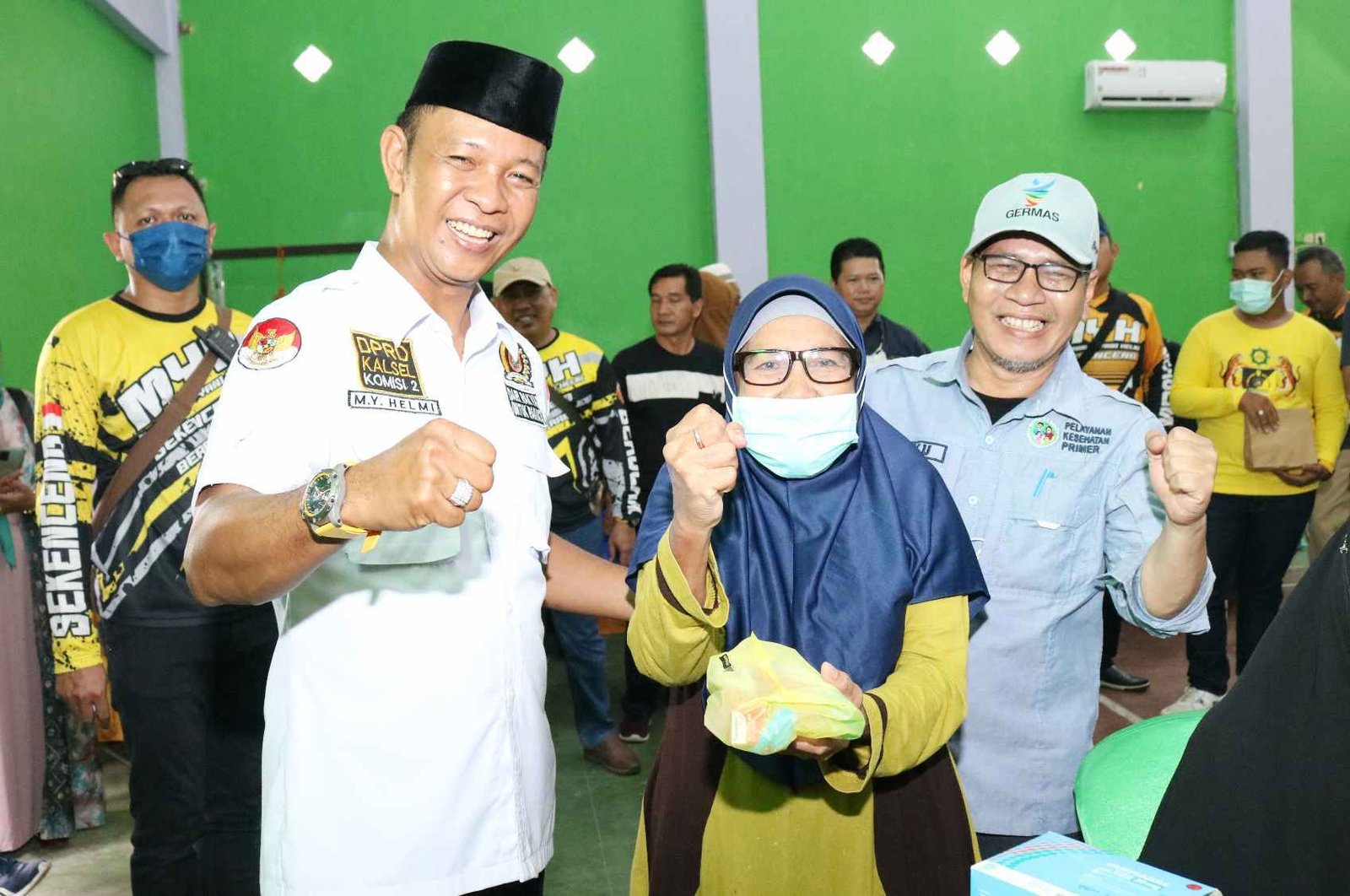 Baksos di Tanbu, Paman Yani “Boyong” Dinkes dan RSUD Pemprov Kalsel