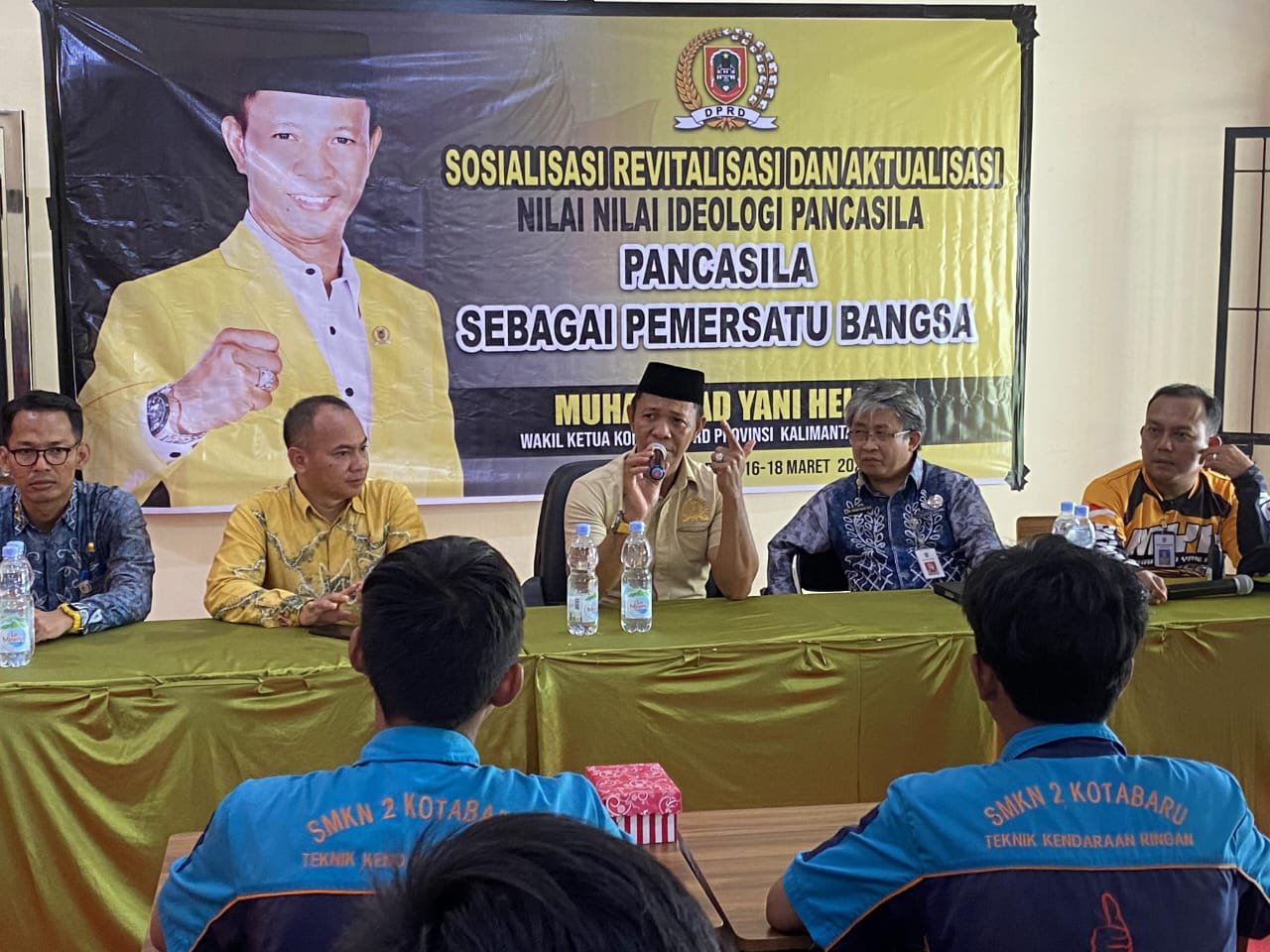 Sambangi SMKN 2 Kotabaru, Ini Yang Dilakukan Legislator Golkar Kalsel