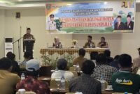 Asisten Perekonomian dan Pembangunan, Eryanto Rais  membuka pembinaan teknik pengelolaan infrastruktur sampah, Selasa (3/12/2024) di Batulicin. Foto : Mc Tanbu