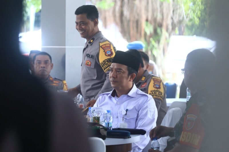 (Foto : Staf Ahli Bupati Bidang Kemasyarakatan dan SDM, Putu Wisnu Wardhana menghadiri HUT Satpam ke-44). Foto : Mc Tanbu