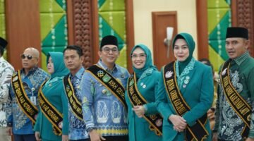 Andi Rudi Latif dan Andi Irmayani Rudi Latif Dikukuhkan Sebagai Ayah dan Bunda GenRe Tanah Bumbu