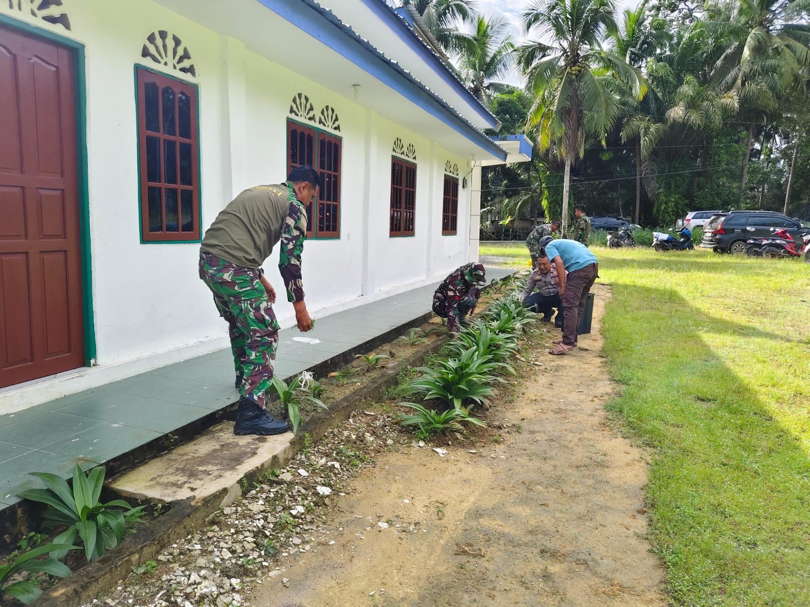 Peringati HUT Kodam VI Mulawarman, Kodim Tanbu gelar Karya Bakti