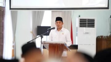 Jelang Hari Sekolah, Bupati Tanah Bumbu Ajak Ayah Antarkan Anak