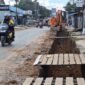 Tanpa Rambu Keselamatan, Proyek Rekonstruksi Jalan Sekumpul 