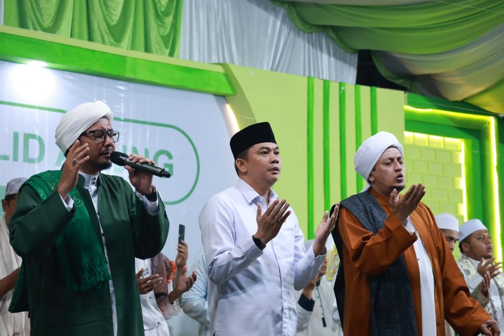 Bupati Andi Rudi Latif Apresiasi Peran Pesantren Mencetak Generasi Berakhlak Qurani