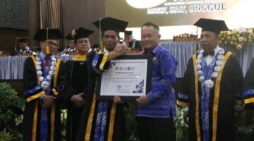 Pemkab Tanah Bumbu Terima Penghargaan dari ULM, Bukti Nyata Komitmen Terhadap Pendidikan Berkualitas