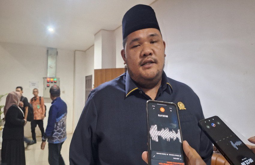 Pergantian Antar Waktu Kursi Golkar Masih Belum Jelas!