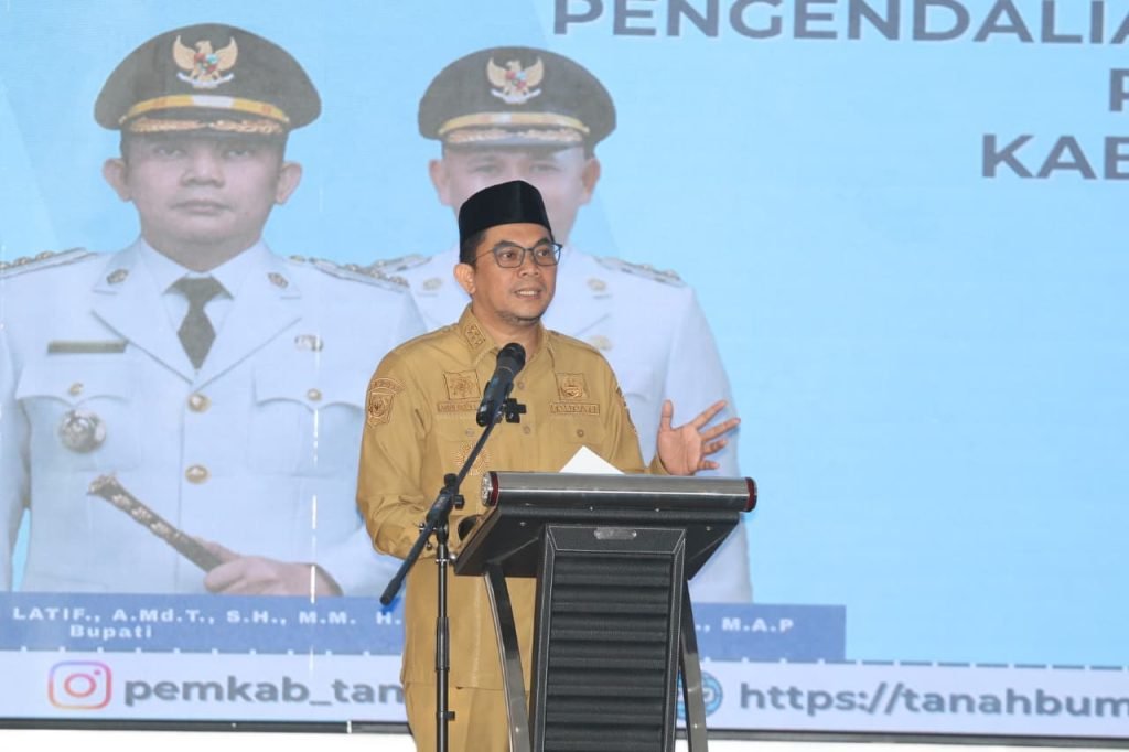 Bupati Andi Rudi Latif Tekankan Penguatan Tata Kelola Pemerintahan yang Bersih, Efektif, dan Melayani Masyarakat