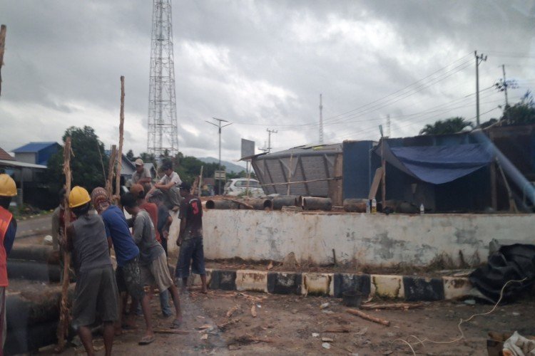 Injury Time! Pelaksana Proyek Tugu Durian Pemkab Banjar Optimis Selesai Tepat Waktu 
