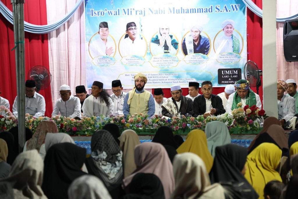 Bupati Andi Rudi Latif: Isra Mi’raj Perkuat Nilai Keagamaan dan Akhlak