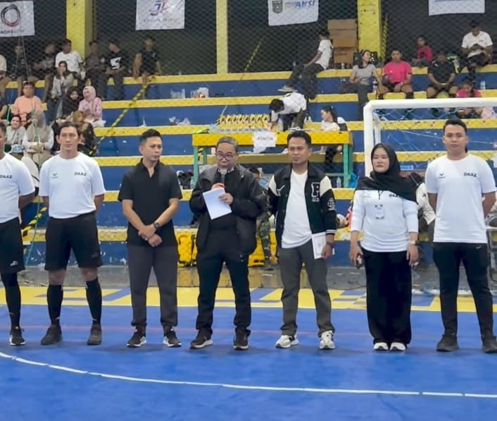 Wadah Atlet Muda, Bupati Tanah Bumbu Buka Turnamen Futsal Stikes Cup 2026