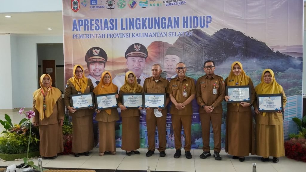 Lima Sekolah di Tanah Bumbu Raih Penghargaan Adiwiyata 2025