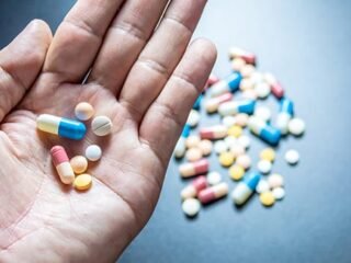 Polsek Metro Penjaringan Tangkap dua Pengedar Tramadol dan Hexymer