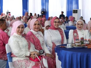 Andi Irmayani Rudi Latif Ajak Kader PKK Jadi Ujung Tombak Keluarga