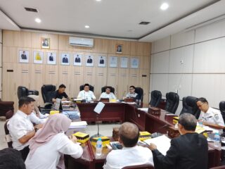 Komisi II DPRD Banjar RDP Dengan PTAM Intan Banjar " Evaluasi Raperda "