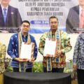 Bupati Andi Rudi Latif Terima Hibah Jalan Alternatif KM 17