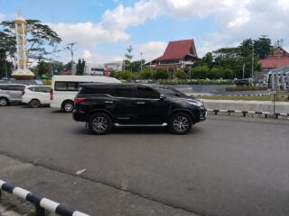 Tarif Tak Wajar!, Pungutan Parkir di CBS Martapura "Dikeluhkan"
