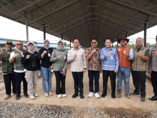 Wamenko Pangan Tinjau KSPEAN Satui, Targetkan Swasembada Daging