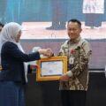 Sinergi Lingkungan Hidup, ULM Beri Penghargaan Bupati Tanah Bumbu