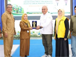 ULM Terjunkan 300 Mahasiswa KKN Lingkungan Hidup di Tanah Bumbu