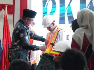 Buka PKKMB Poltek Batulicin, Bupati Tanah Bumbu Pesankan Pembentukan Karakter