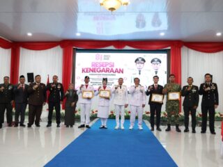 Sukses Bertugas, Paskibraka Tanah Bumbu Terima Beasiswa Kuliah