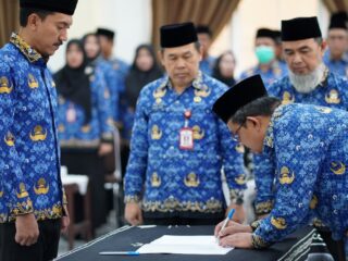 Bupati Banjar Ingatkan 78 Pejabat: Jangan Ingin Dilayani, Utamakan Masyarakat