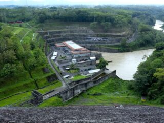 Buka Investasi Berkelanjutan di Indonesia, PLN dan The Climate Group Teken MoU Kembangkan Produk Energi Hijau